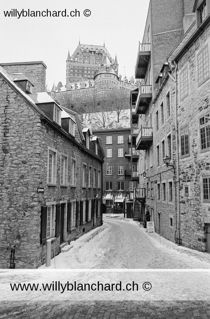Canada, Québec. Vieux-Québec, Basse-Ville. Château Frontenac en arrière-plan. Janvier 1997 © Willy Blanchard