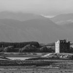 Écosse, Argyll and Bute, Loch Laich. Castle of Aaaarrrrrggghhh. Château de Stalker, sur le Loch Laich. Marée basse. Castle of Aaaarrrrrggghhh
