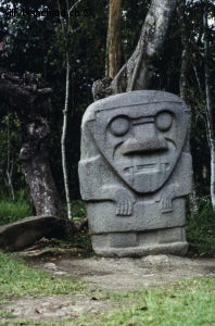 Colombie, Huila. Parc archéologique de San Agustin. Statue. Septembre 1992. © Willy Blanchard