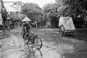 Vietnam, les rues d'Hanoï. Août 1995 © Willy Blanchard