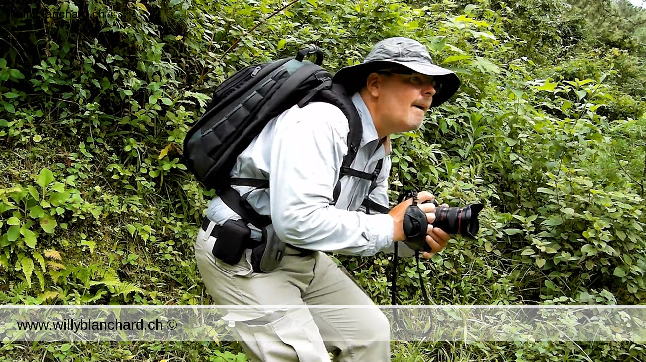 Guatemala, Baja Verapaz. À la recherche du Predator. Autoportrait. Copie écran du clip. 27 septembre 2010 © Willy Blanchard