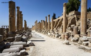 Jordanie. Ancienne cité romaine de Jérash. Cardo maximus. 12 septembre 2009 © Willy Blanchard