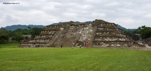 Mexique, Veracruz. Site archéologique précolombien d'El-Tajin. Edificio de las Columnas. 20 septembre 2008