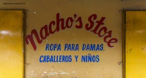 Panama, Coclé, Valle de Anton. Enseigne Nacho's Store. 24 septembre 2015