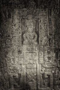 Guatemala, Izabal. Site archéologique de Quiriguá. Site Maya. Stèle I, 8ème siècle. 9 septembre 2010 © Willy Blanchard
