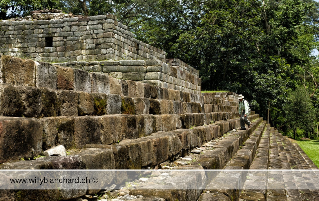 Guatemala, Izabal. Site archéologique de Quiriguá. Site Maya. Zone de l'acropolis. 9 septembre 2010 © Willy Blanchard