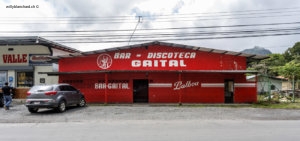 Panama, Coclé, El Valle de Anton. Bar discoteca gaital. 24 septembre 2015 © Willy Blanchard
