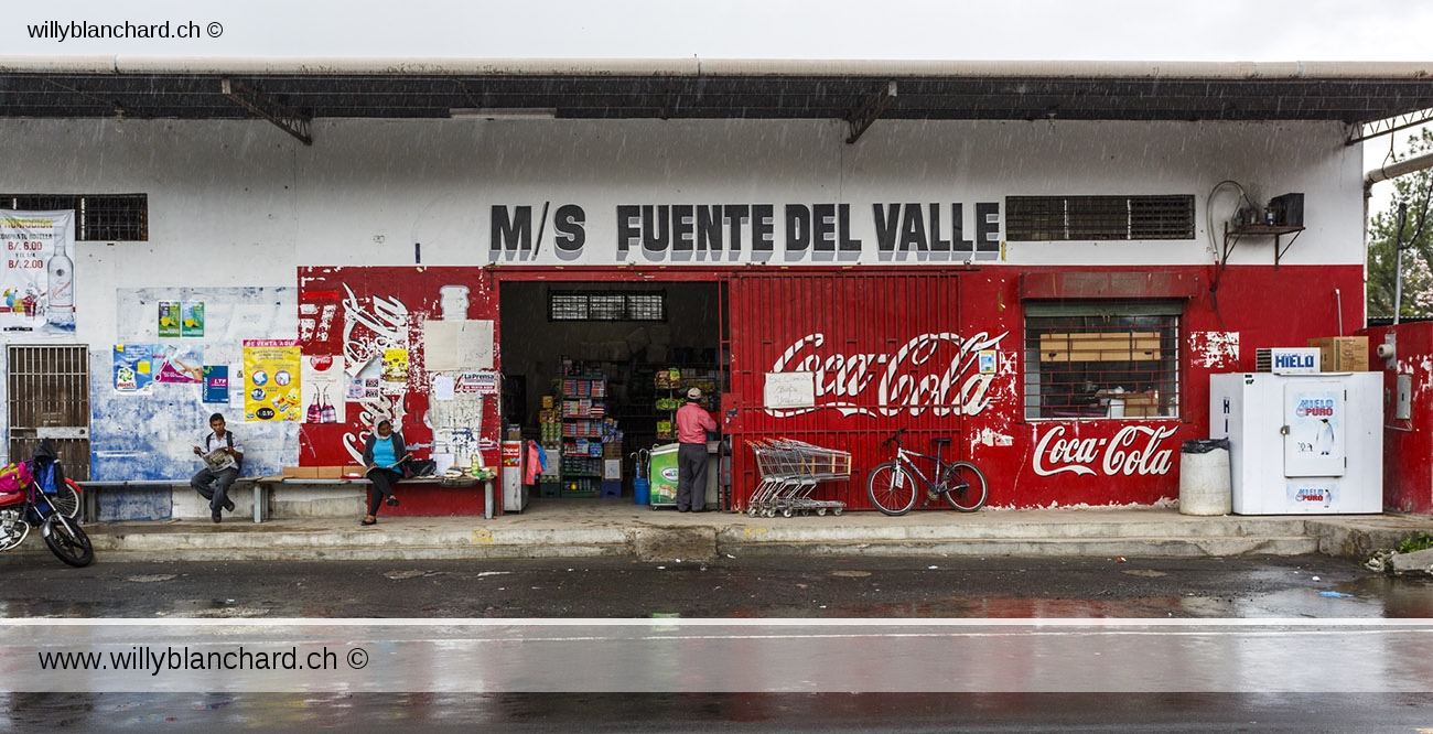 Panama, Coclé, El Valle de Anton. Supermarché M/S Fuente Del Valle. 24 septembre 2015 © Willy Blanchard