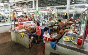 Thaïlande, marché municipal de Kamphaeng Phet. 22 septembre 2011 © Willy Blanchard