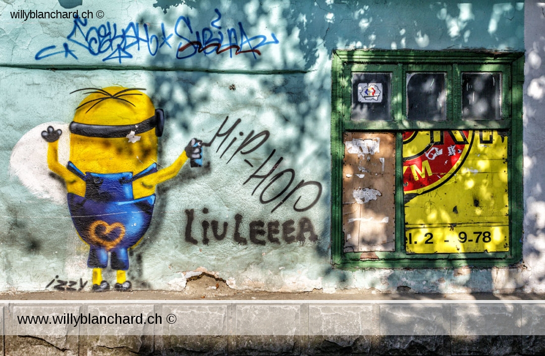 Moldavie, Chisinau. Centre-ville. Street art, graffiti. Minion. Hip-Hop. Izzy. 11 septembre 2016 © Willy Blanchard