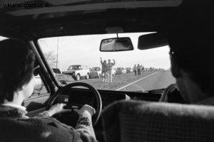 Allemagne, sur l'autoroute A2 menant à Berlin Ouest. 11 novembre 1989 © Willy Blanchard