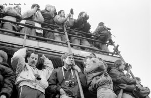 Allemagne, chute du mur de Berlin du 9 novembre 1989. Berlin-Ouest, Potsdamer Platz. 12 novembre 1989 © Willy Blanchard