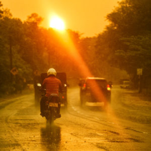 Sri Lanka. Trajet de Polonnaruwa à Habarana. Coucher de soleil et pluie. 14 septembre 2018 © Willy BLANCHARD