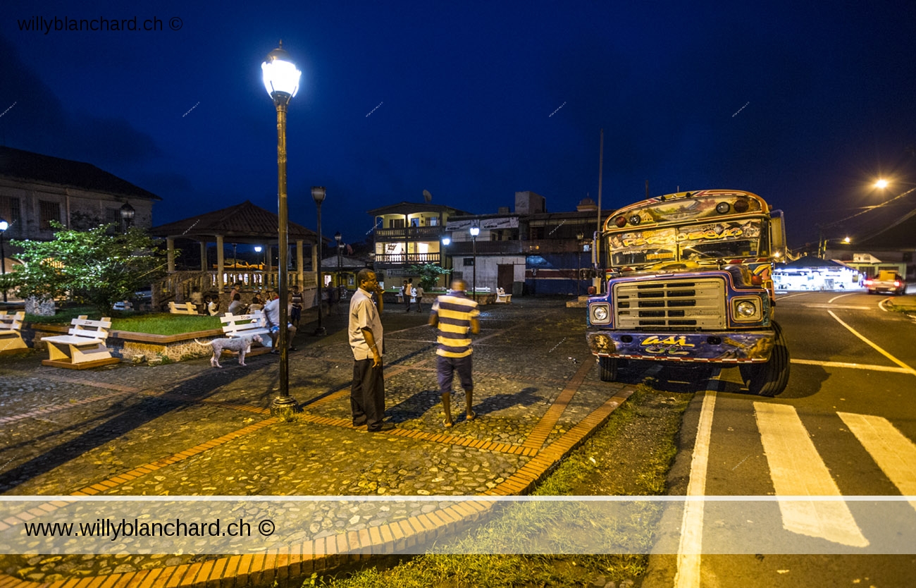 Panama, rue de Portobelo, de nuit. 8 septembre 2015 © Willy BLANCHARD