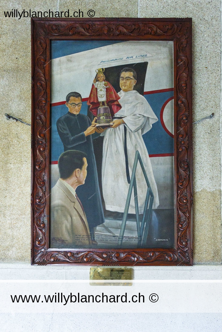 Légende du tableau : On the occasion of fourth centennial celebration of the Christianization of the Philippines, the image of the Santo Niño made a pilgrimage all over the archipelago from February 14 to April 14 1965. Basílica del Santo Niño, Cebu, Philippines. 11 mai 2023 © Willy BLANCHARD